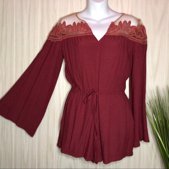 tea & cup Lace Tulle Sheer Romper - Picture 2 of 5